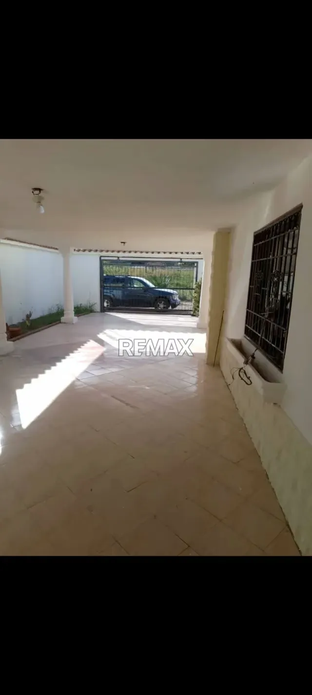 Vendo Casa Quinta en Av bella vista, Urb Reina Paulina - 9