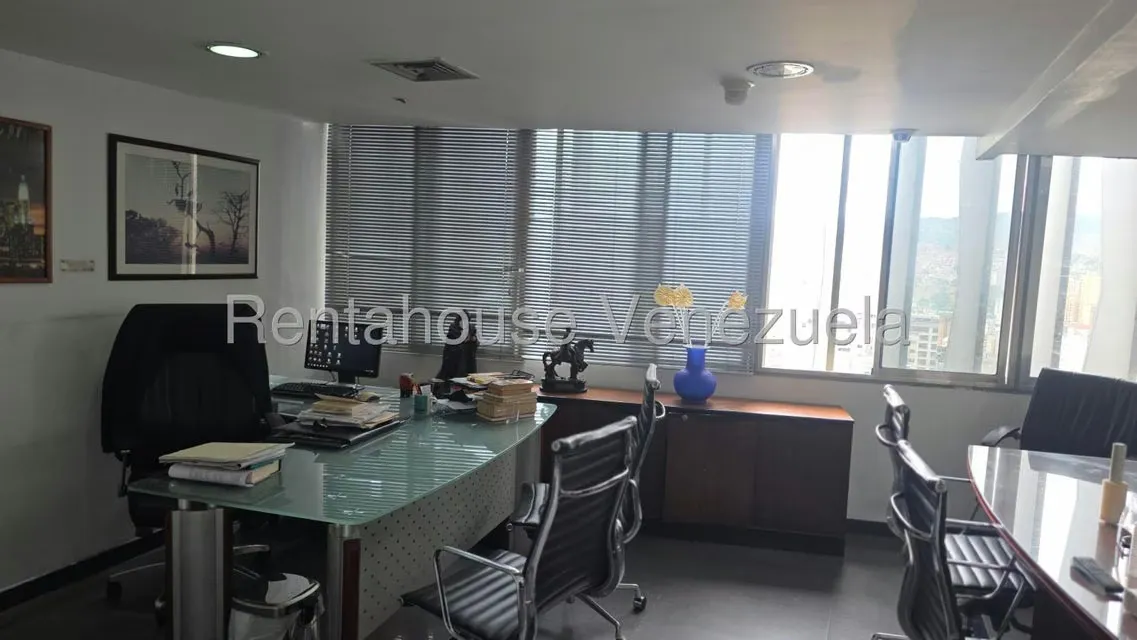 Consultorio Medico en Venta en Parroquia Catedral, Distrito Metropolitano - 16