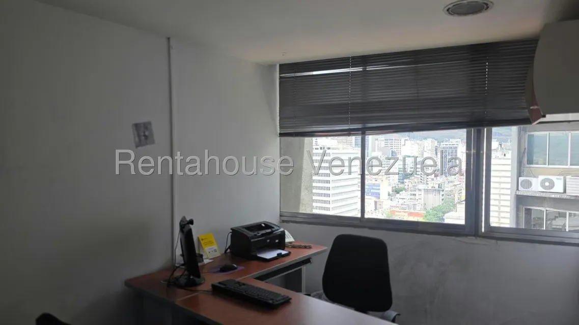 Consultorio Medico en Venta en Parroquia Catedral, Distrito Metropolitano - 23