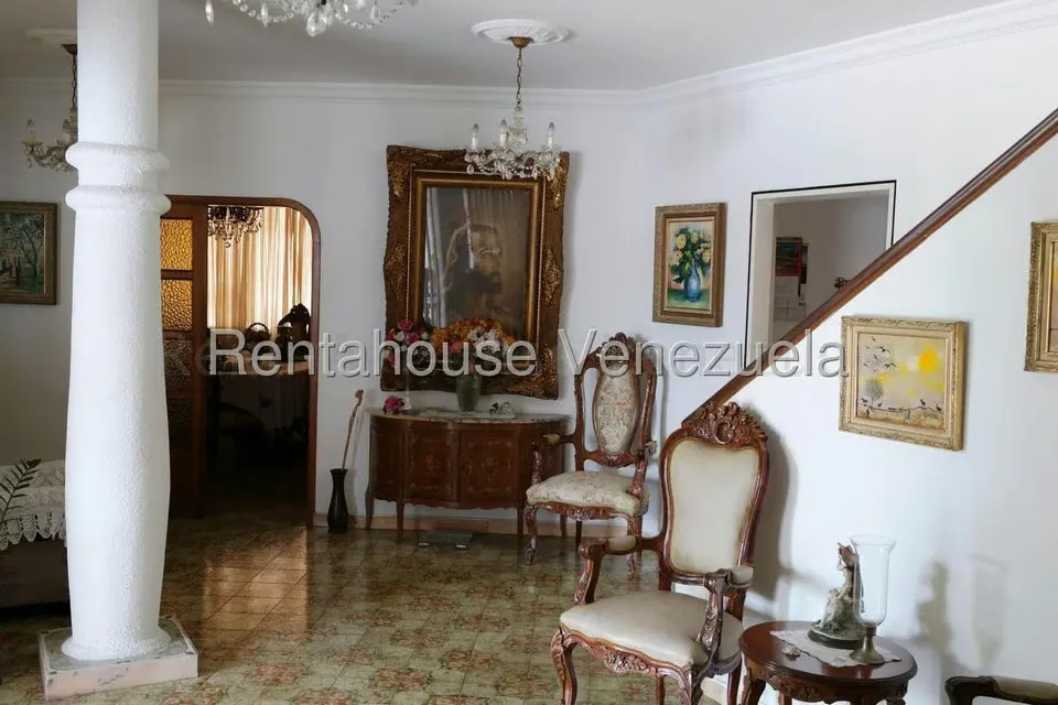 Casa (Multipes Niveles) en Venta en Las Palmas, Distrito Metropolitano - 11