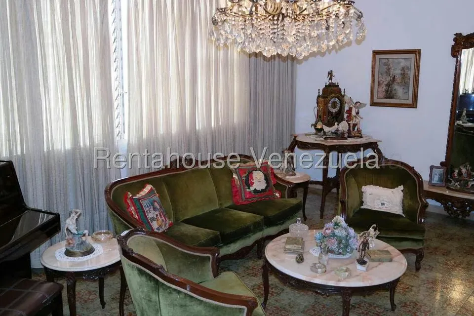 Casa (Multipes Niveles) en Venta en Las Palmas, Distrito Metropolitano - 14