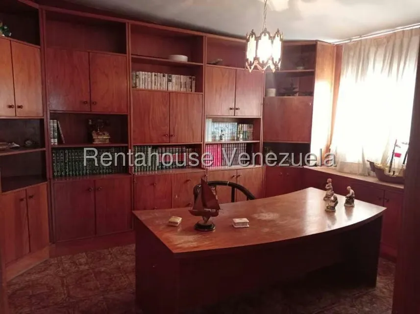 Casa (Multipes Niveles) en Venta en Las Palmas, Distrito Metropolitano - 18