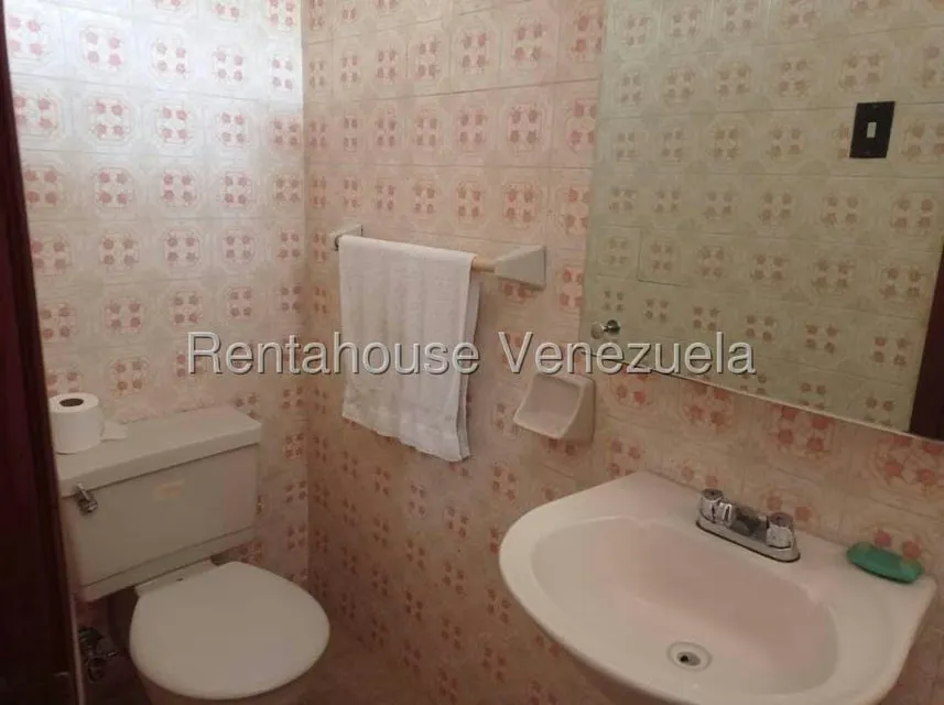 Casa (Multipes Niveles) en Venta en Las Palmas, Distrito Metropolitano - 19