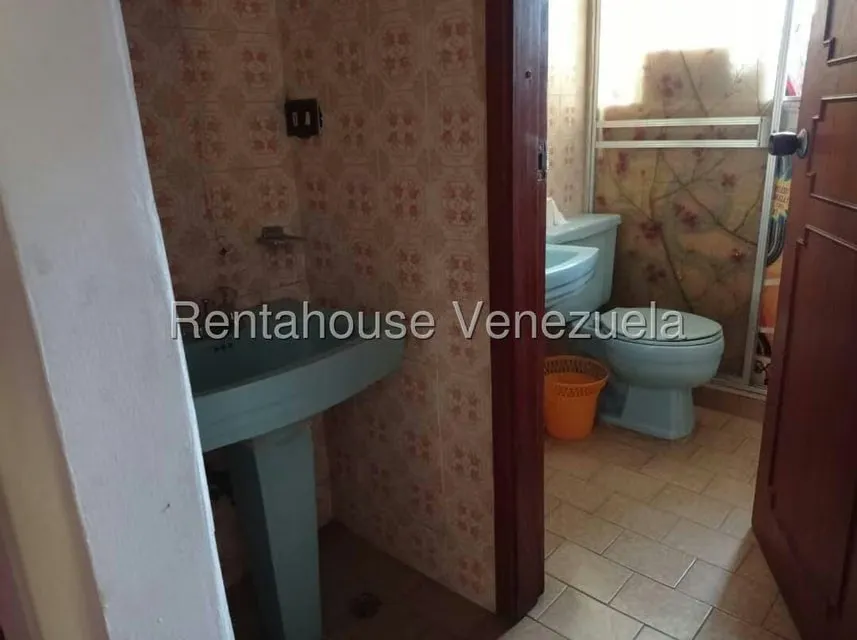 Casa (Multipes Niveles) en Venta en Las Palmas, Distrito Metropolitano - 31