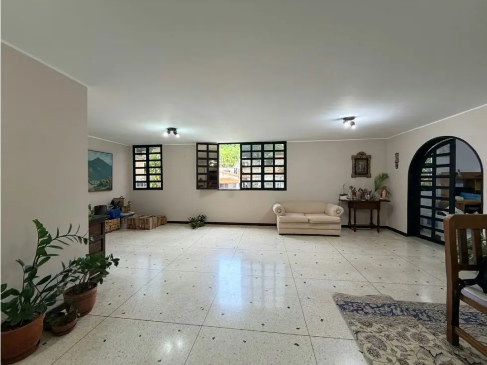 Se vende casa 600m2 Santa Mónica 0785 - 11