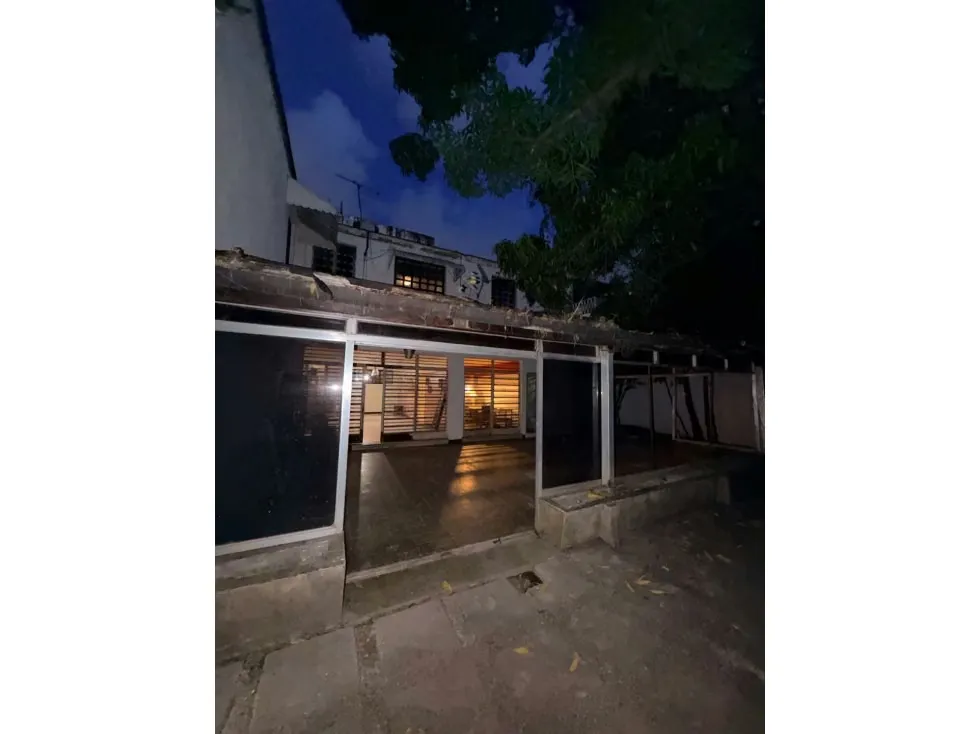 Se vende casa 600m2 Santa Mónica 0785 - 25