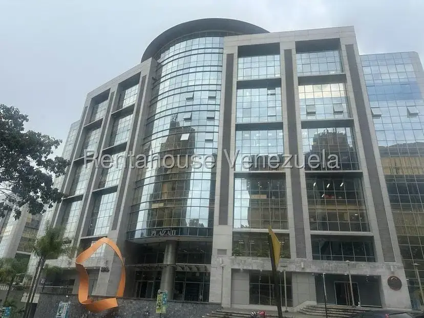 Oficina en Alquiler en Santa Paula, Distrito Metropolitano