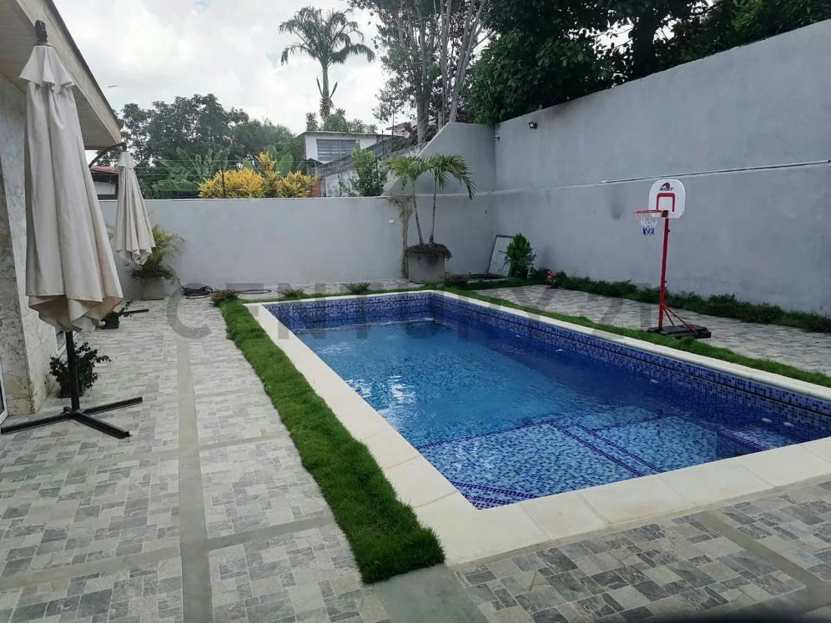 Exquisita Quinta Recién Remodelada en Prados del Este - 18