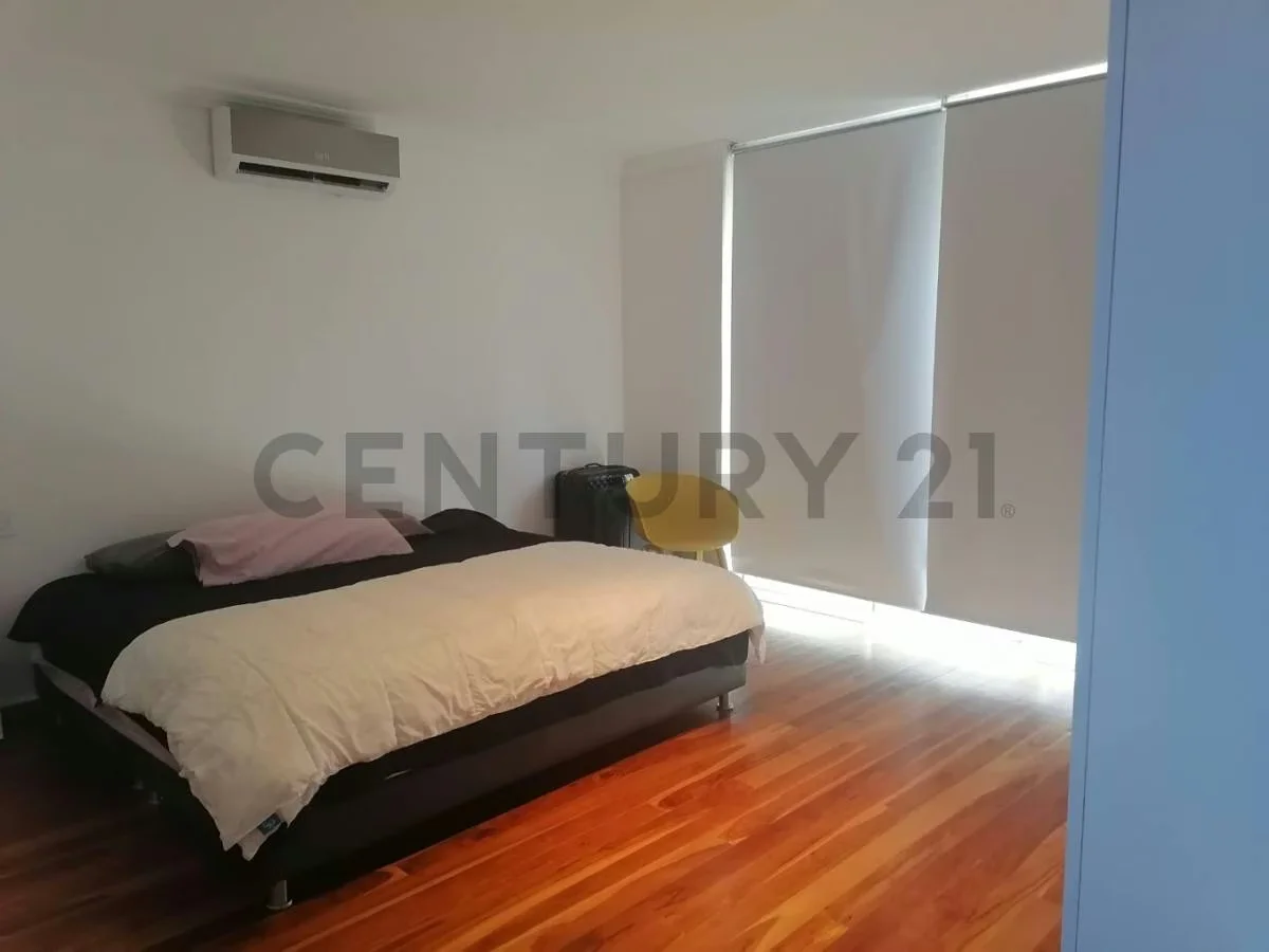 Exquisita Quinta Recién Remodelada en Prados del Este - 27
