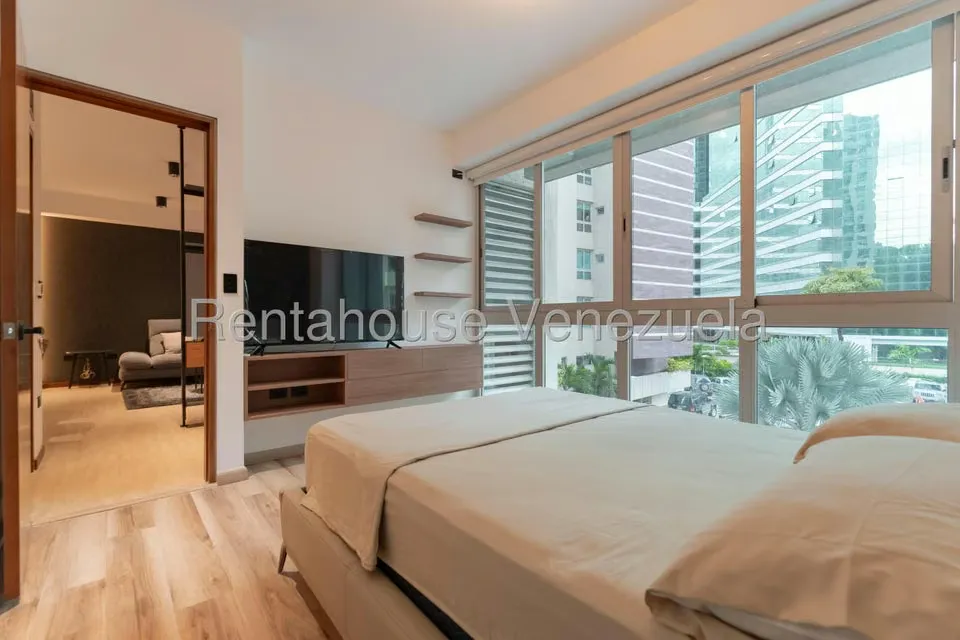 Apartamento (1 Nivel) en Venta en Campo Alegre, Distrito Metropolitano - 16