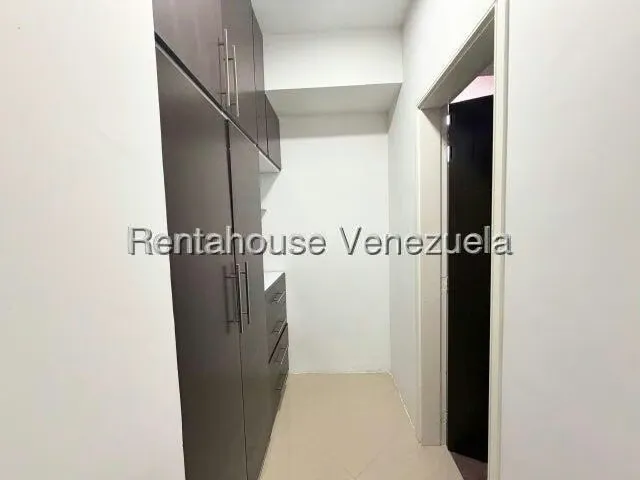Apartamento (1 Nivel) en Venta en Triangulo del Este, Lara - 17