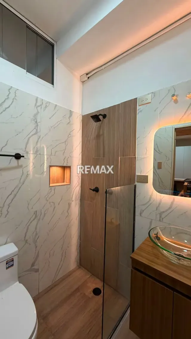 Apartamento. Venta. Barrio Obrero - 13