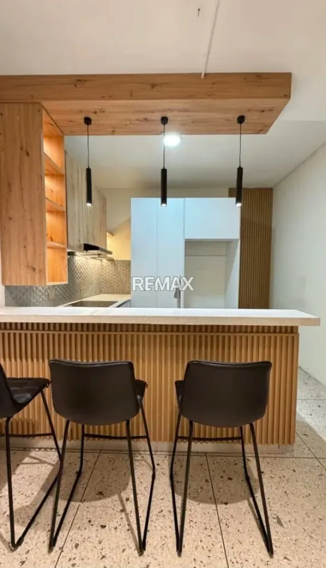 Apartamento. Venta. Barrio Obrero - 7