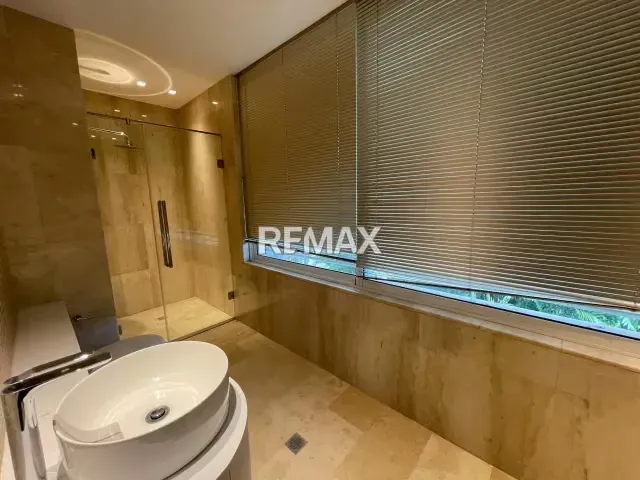 APARTAMENTO DE LUJO EN ALQUILER - 14