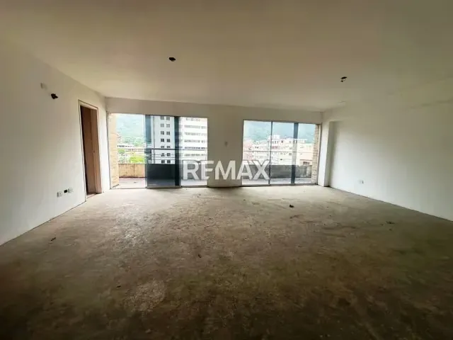 PENT-HOUSE EN VENTA - URB. LA CAMPIÑA - 4