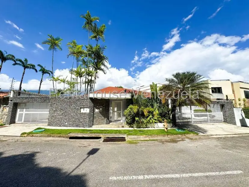 Casa (Multipes Niveles) en Venta en Macaracuay, Distrito Metropolitano