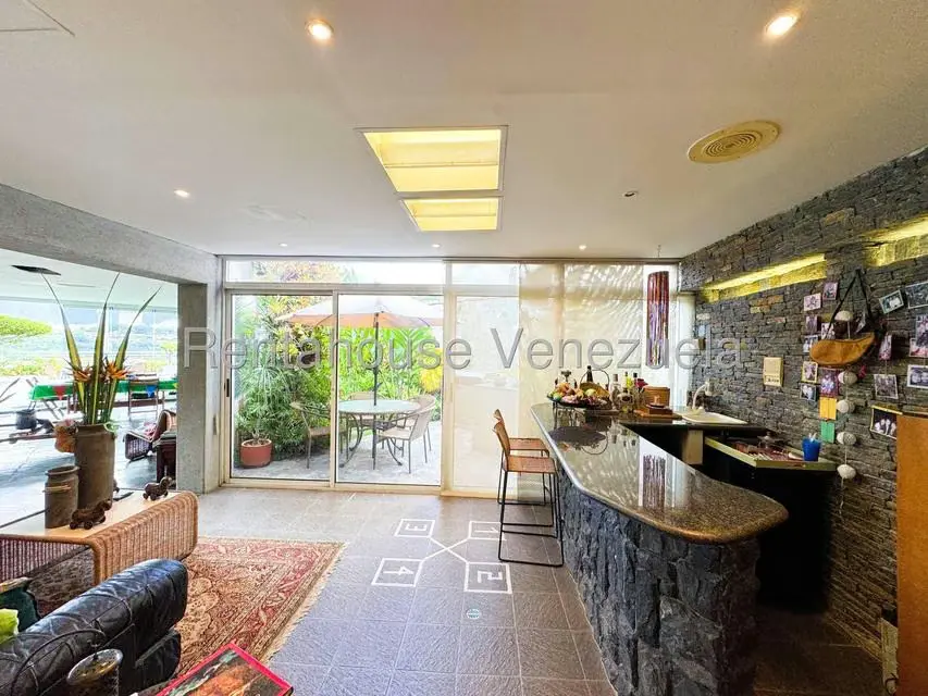 Casa (Multipes Niveles) en Venta en Macaracuay, Distrito Metropolitano - 11