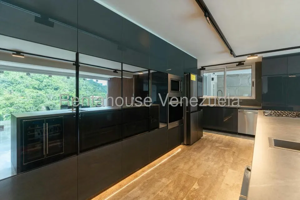 Casa (Multipes Niveles) en Venta en Colinas del Tamanaco, Distrito Metropolitano - 15