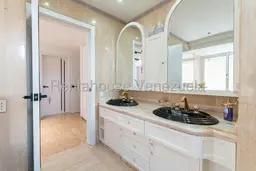 View 25