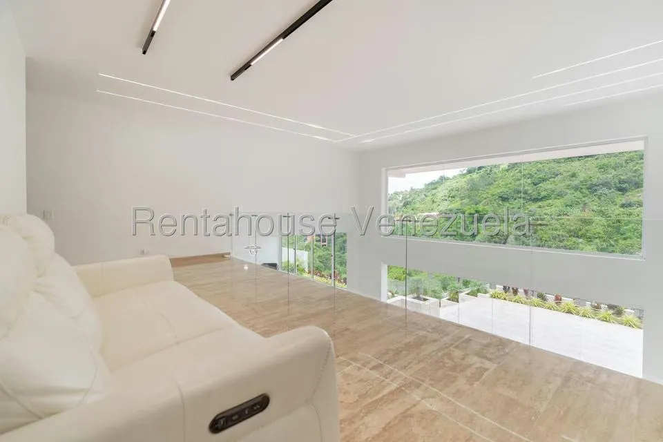 Casa (Multipes Niveles) en Venta en Colinas del Tamanaco, Distrito Metropolitano - 36