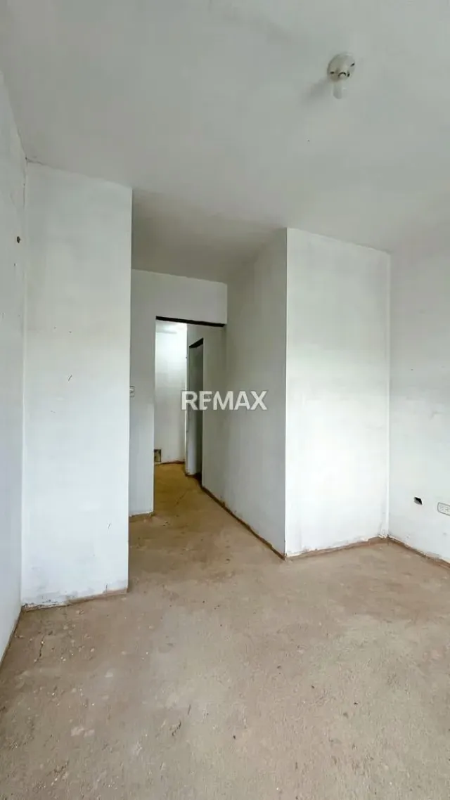 Hermosa Casa a la Venta - 13