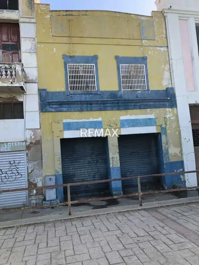 LOCAL COMERCIAL EN EL CENTRO DE MARACAIBO EN LA PLAZA BARALT