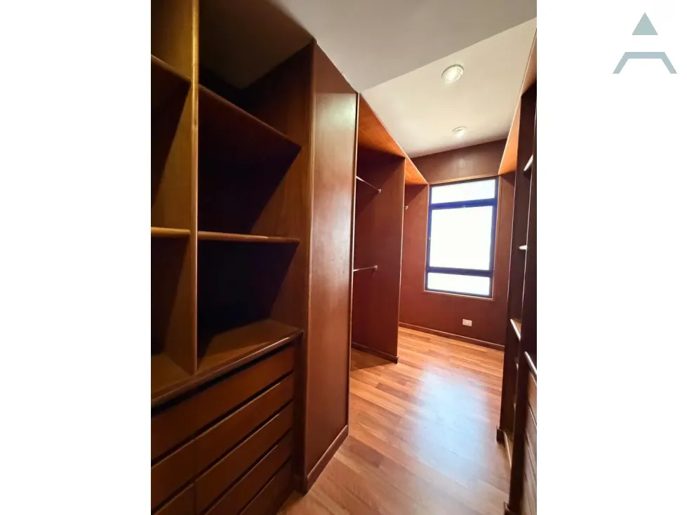 Se alquila Apto 331m² 4h+s/4.5b+s/4p La Lagunita - 20
