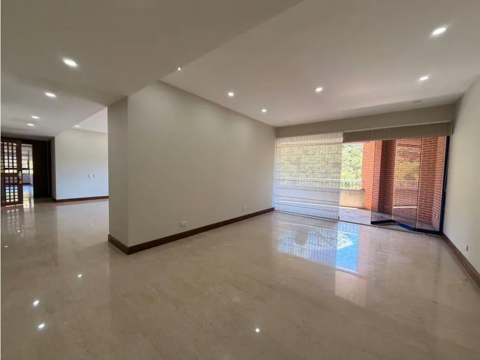 Se alquila Apto 331m² 4h+s/4.5b+s/4p La Lagunita - 7