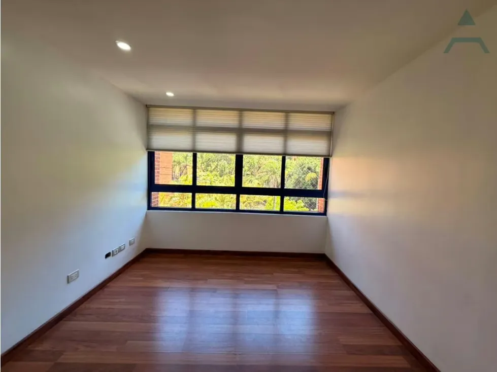 Se alquila Apto 331m² 4h+s/4.5b+s/4p La Lagunita - 8