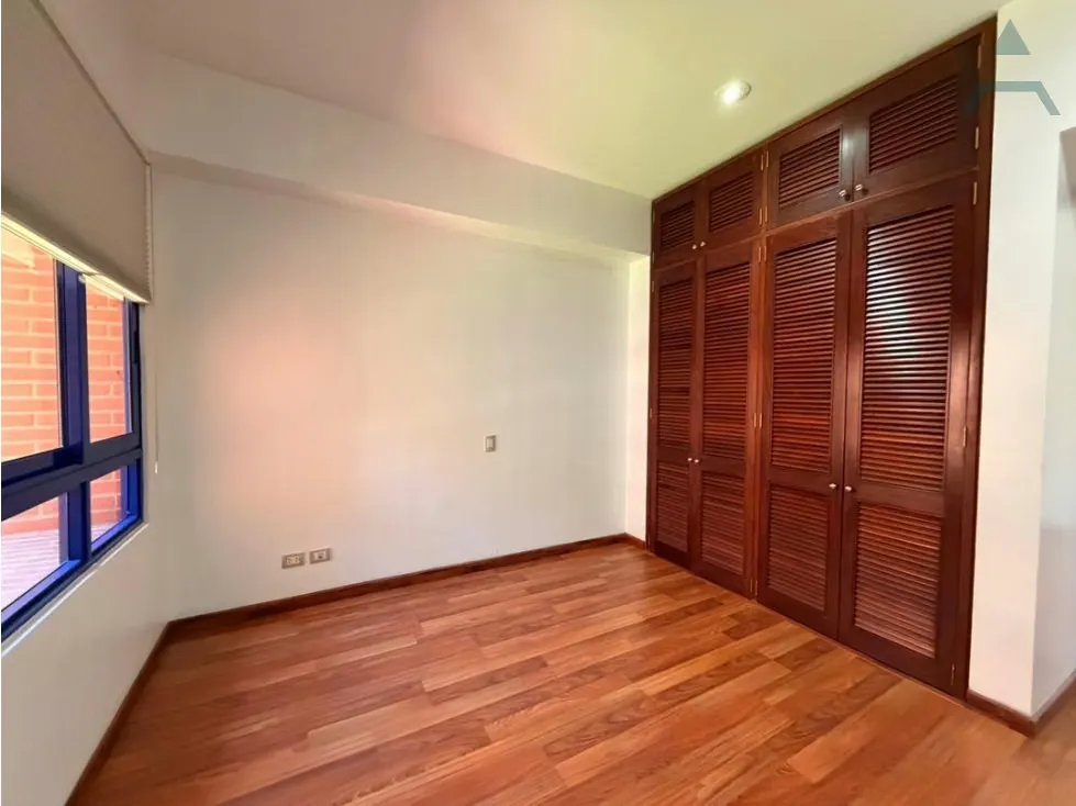 Se alquila Apto 331m² 4h+s/4.5b+s/4p La Lagunita - 9