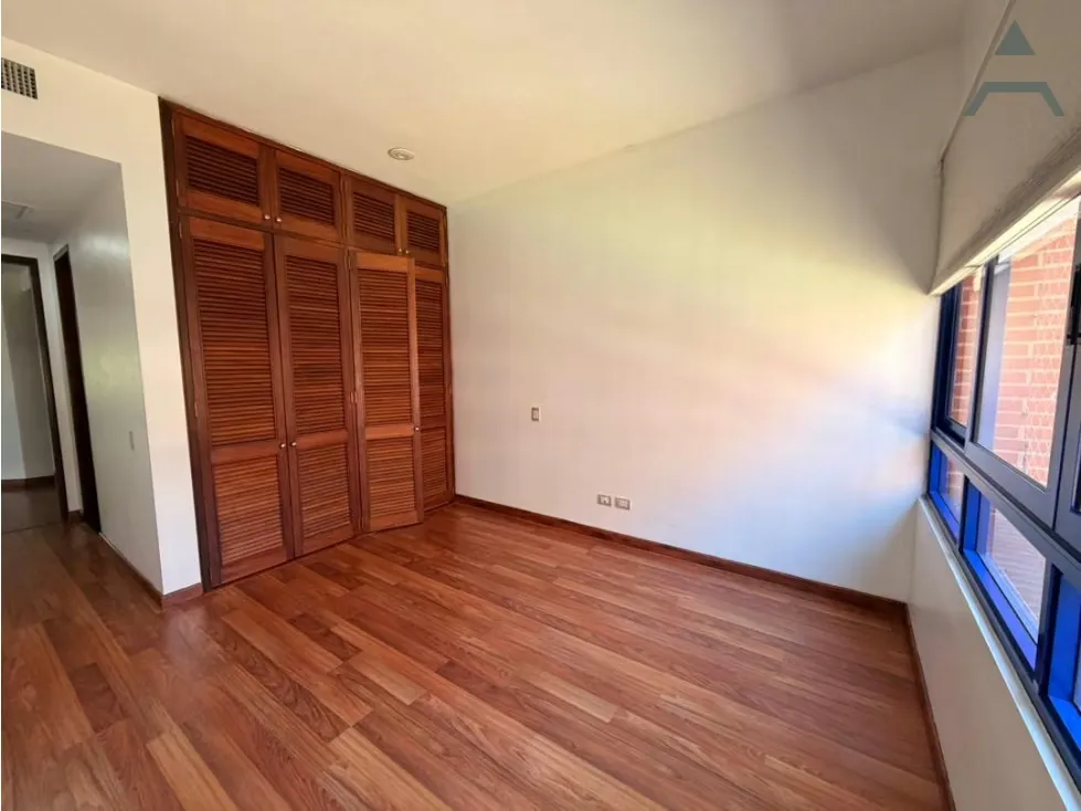 Se alquila Apto 331m² 4h+s/4.5b+s/4p La Lagunita - 10