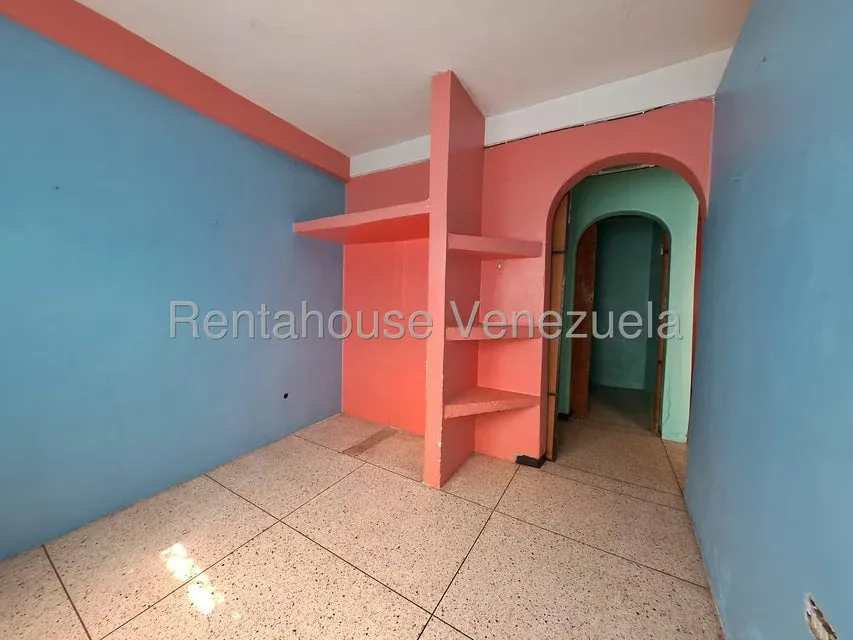 Casa (Duplex) en Venta en Zona Oeste, Lara - 11