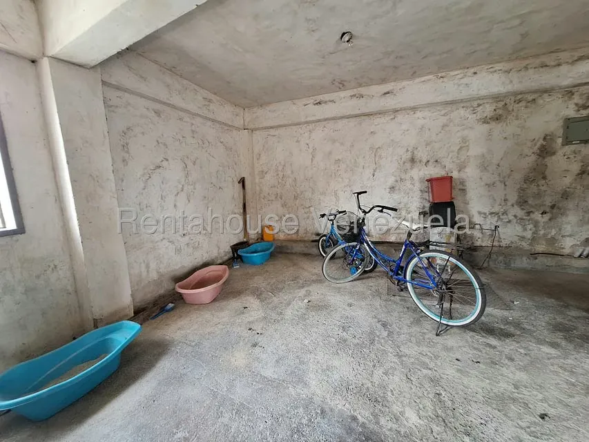 Casa (Duplex) en Venta en Zona Oeste, Lara - 17