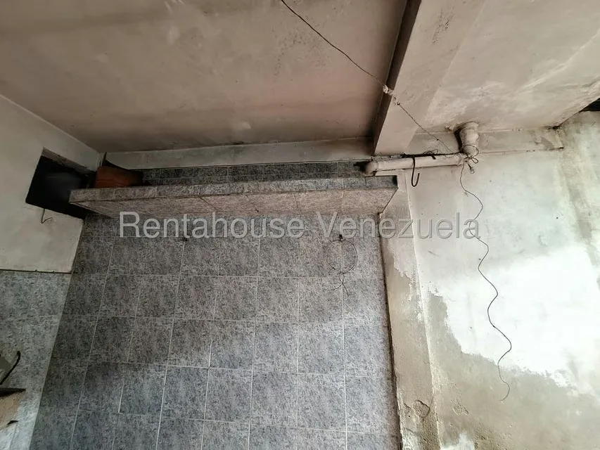 Casa (Duplex) en Venta en Zona Oeste, Lara - 5