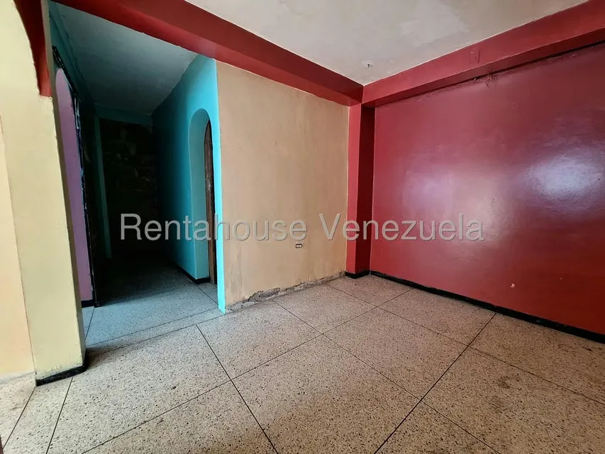 Casa (Duplex) en Venta en Zona Oeste, Lara - 8