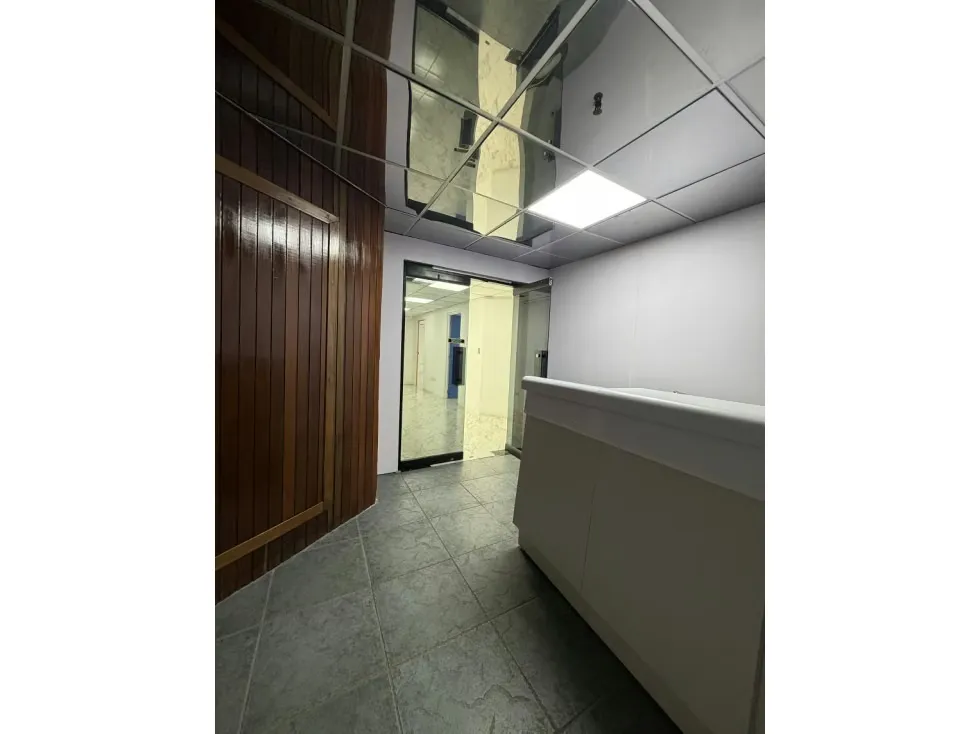 ALQUILER DE OFICINA CORPORATIVA EN LAS MERCEDES, MUN. BARUTA - 24