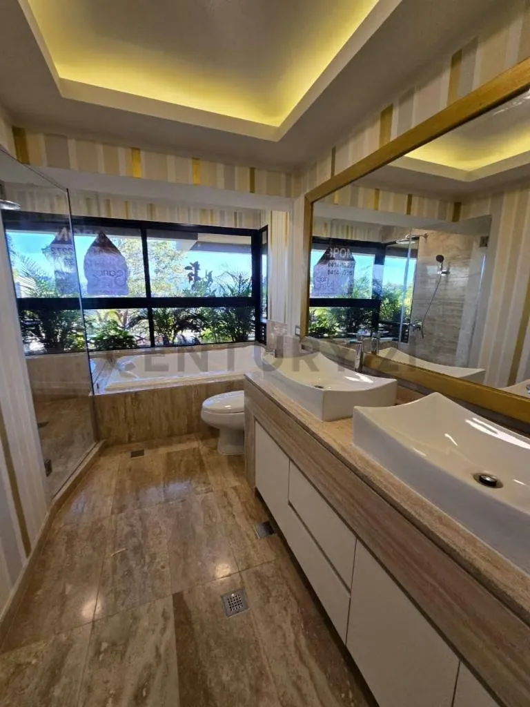 En Venta Apartamento en Altamira Norte - 12