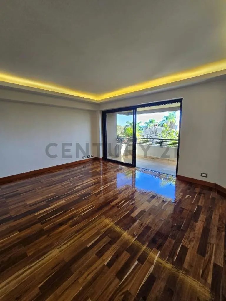 En Venta Apartamento en Altamira Norte - 4