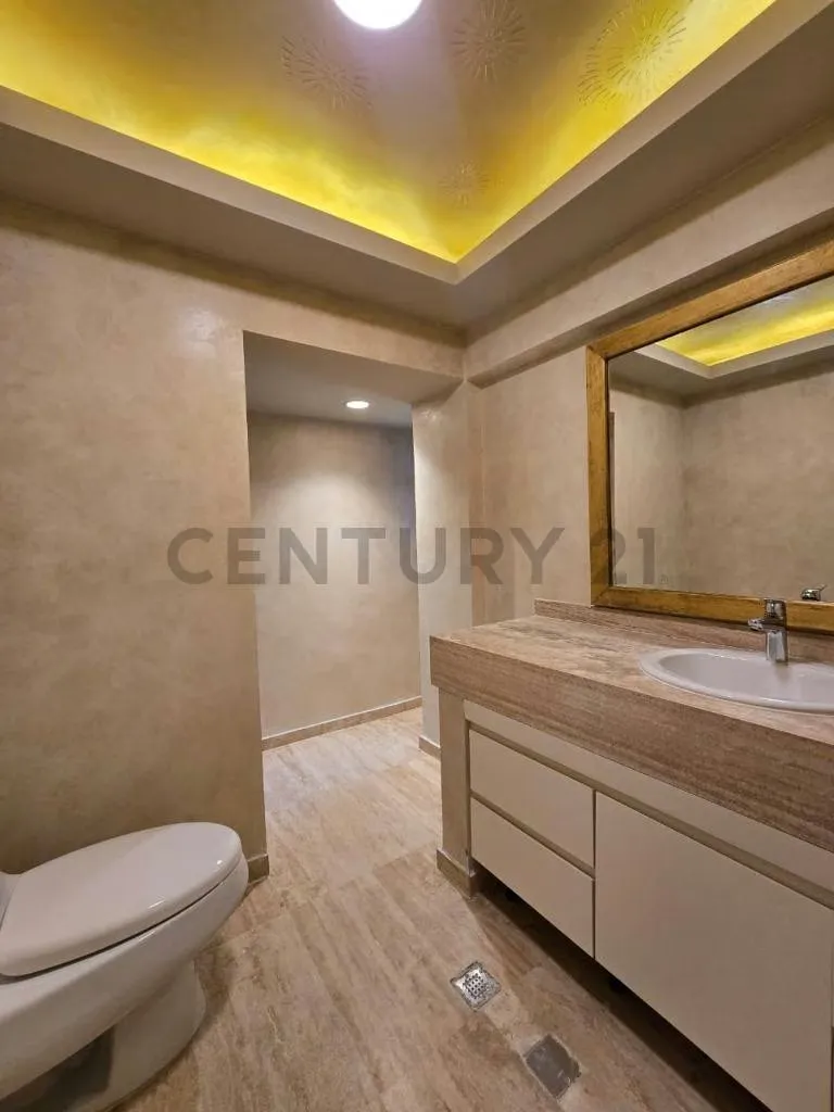 En Venta Apartamento en Altamira Norte - 9
