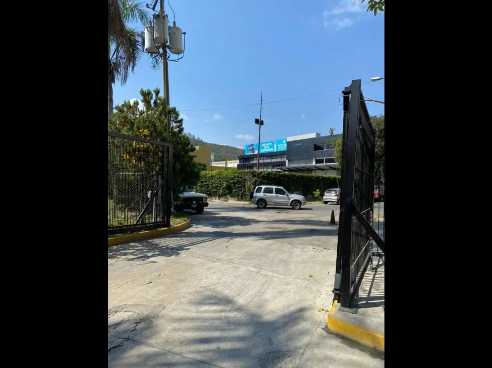 Vendo edificio industrial 7.349m2 La Trinidad 9767 - 15