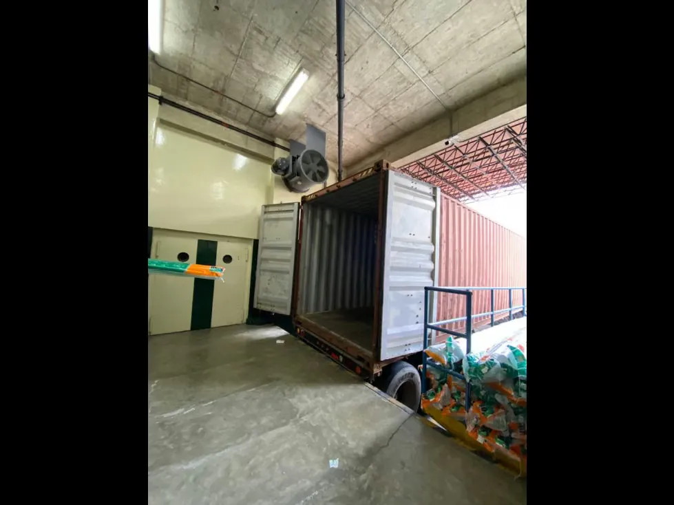 Vendo edificio industrial 7.349m2 La Trinidad 9767 - 4