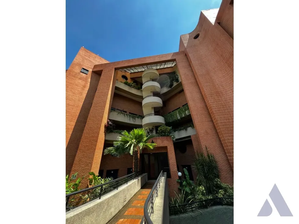 Alquilo apartamento Ph amoblado 350m2 La Castellana 5762