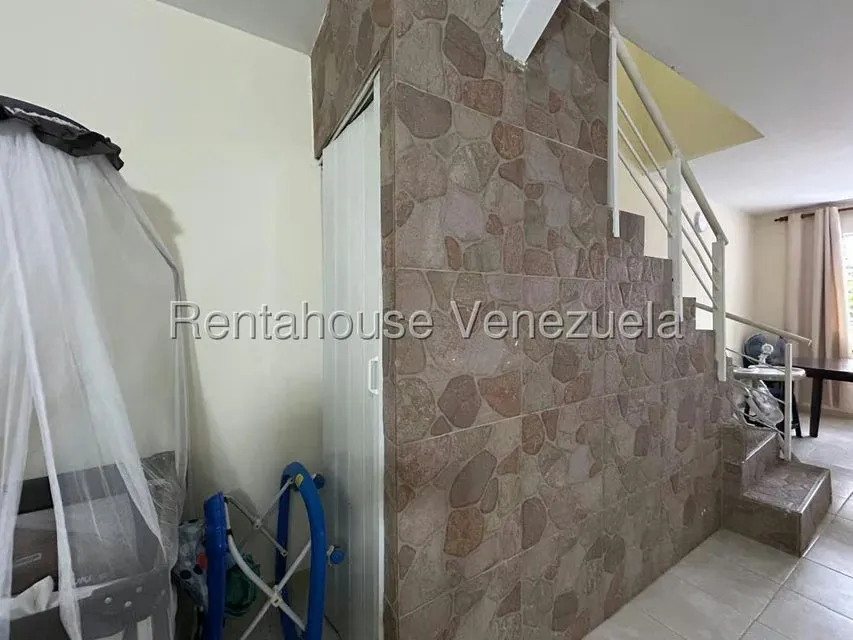 Townhouse (Duplex) en Venta en Flor Amarillo, Carabobo - 12