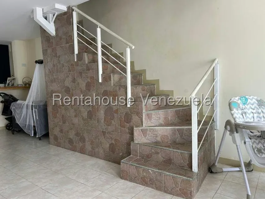 Townhouse (Duplex) en Venta en Flor Amarillo, Carabobo - 13
