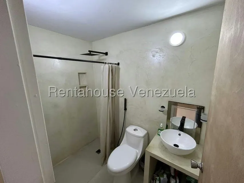 Townhouse (Duplex) en Venta en Flor Amarillo, Carabobo - 22