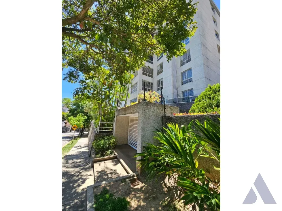Vendo apartamento 220m2 Lomas de las Mercedes 9761