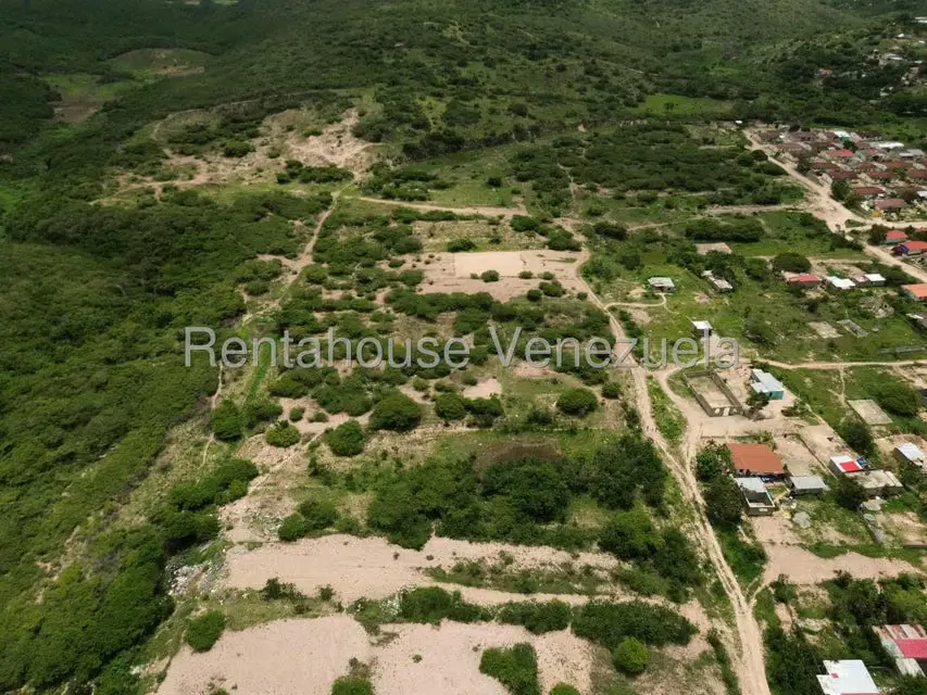 Terreno (Residencial) en Venta en El Cercado, Lara - 16