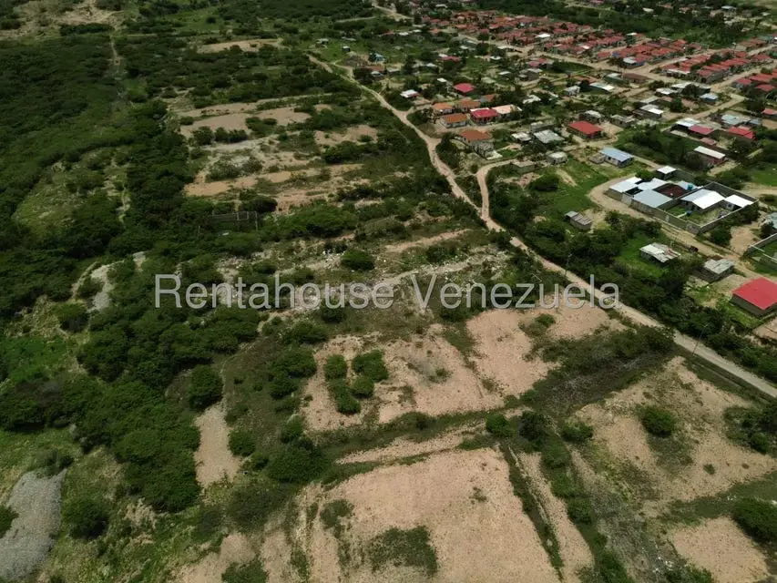 Terreno (Residencial) en Venta en El Cercado, Lara - 3