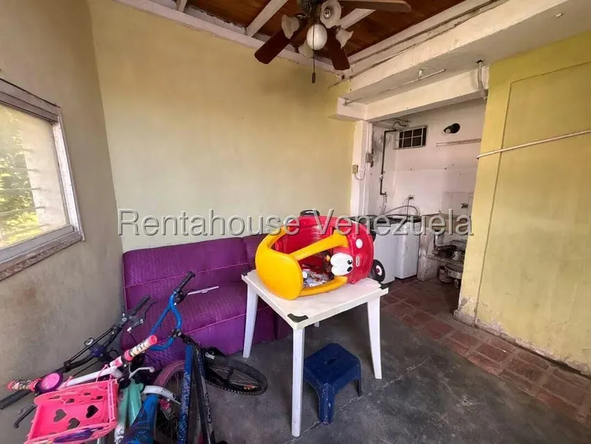 Casa (Duplex) en Venta en Prados del Golf, Lara - 13