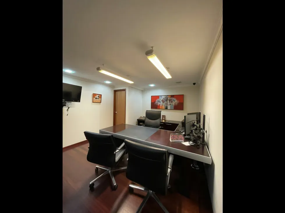 En venta edificio de 1490m2/10b/10p Los Chaguaramos - 18